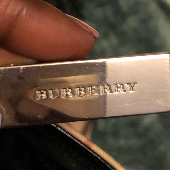 Burberry Handbag - Picture 2 of 4